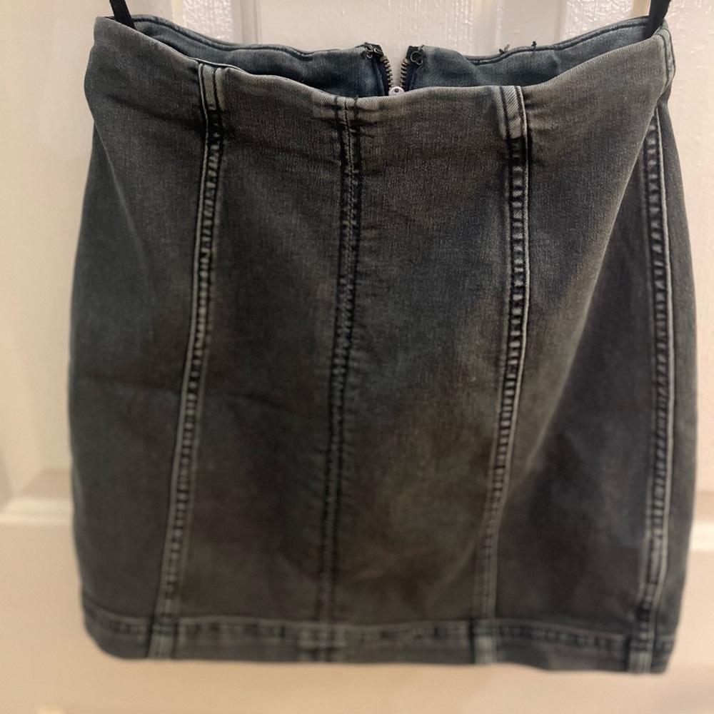 Free People Charcoal Grey Stretchy Mini Skirt Size 0